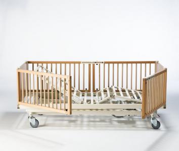 cover|SCANBETANG OF29.jpg|The Invacare ScanBeta NG Paediatric Bed