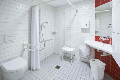 Mobility Aids Give You Independence In The Bathroom