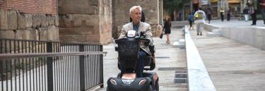 inspirational|comet-ultra.jpg|Invacare Comet Ultra mobility scooter