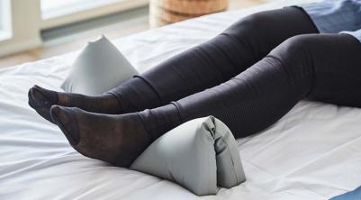 Lejrelet Pad Low folded under ankles