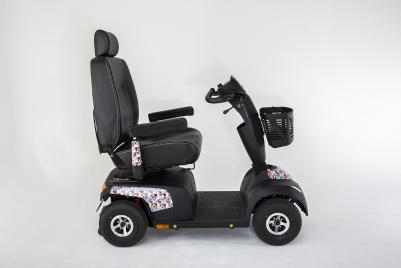cover|COMET ULTRA CV26.jpg|Invacare Comet Ultra mobility scooter