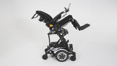 cover|TDX4-846x476.jpg|Invacare TDX SP power wheelchair electric lift