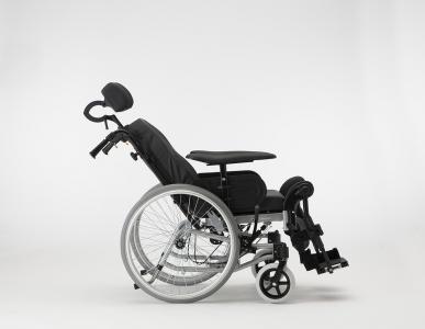 cover|CLEMATIS CV35.jpg|Manual wheelchair Rea Clematis