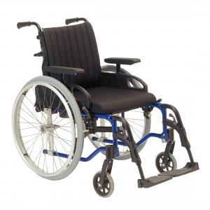 cover_main|FOCUS CV07.jpg|Manual wheelchair Invacare Rea Focus blue frame