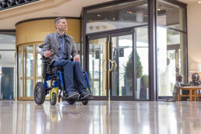Invacare Esprit Action power wheelchair in driving mode