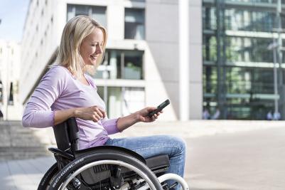 benefit|RS19833_EMOTION BE110.jpg|e-motion M25 wheelchair power pack