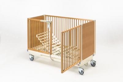 cover|SCANBETANG CV12-60x140.jpg|The Invacare ScanBeta NG Paediatric Bed