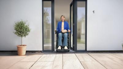 AVIVA RX10 - Fits narrow doorways