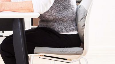 Lejrelet Pad Low in use with chair